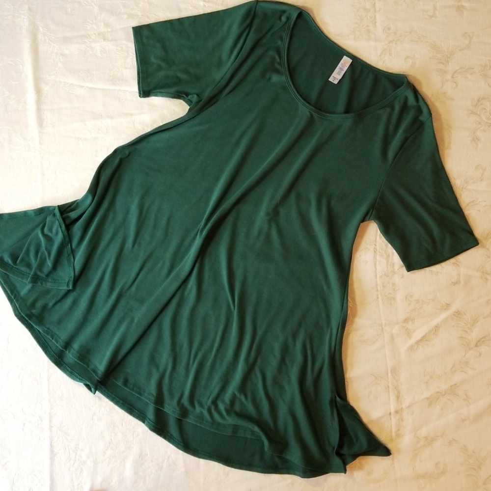 EUC LuLaRoe Perfect T